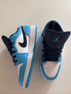 jordan 1 low shoes